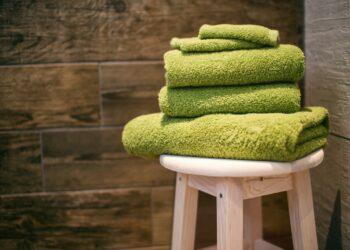 four green towels